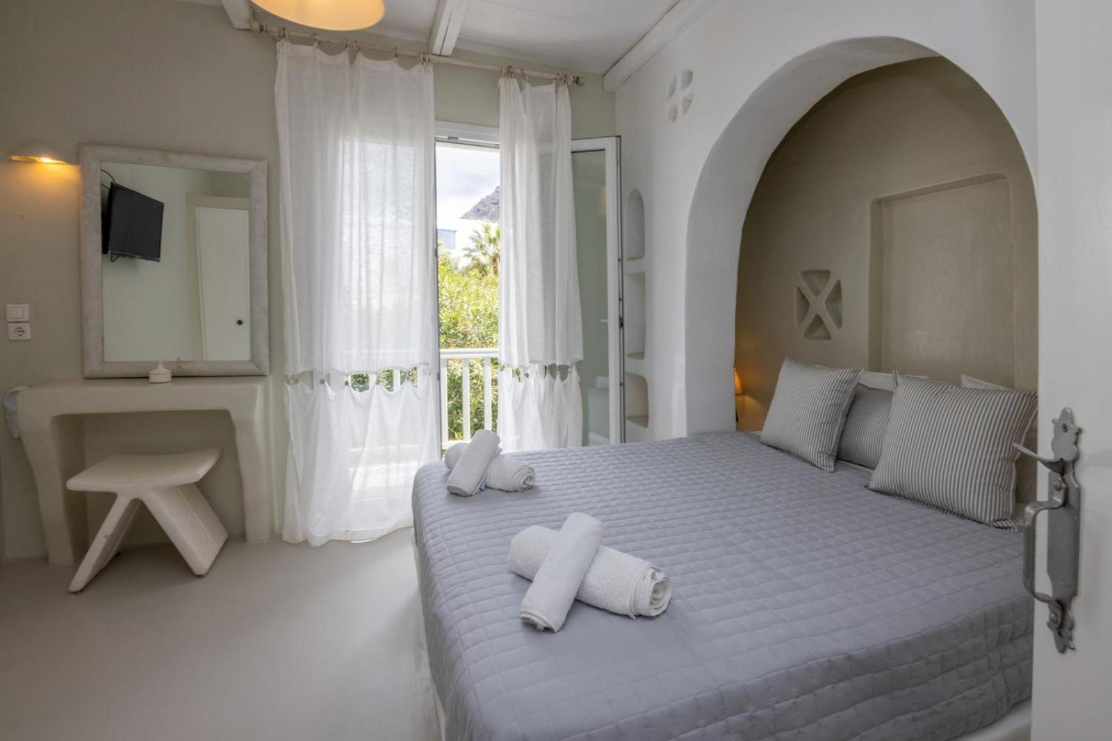 Soulmate'S Suites Tinos キオニア エクステリア 写真