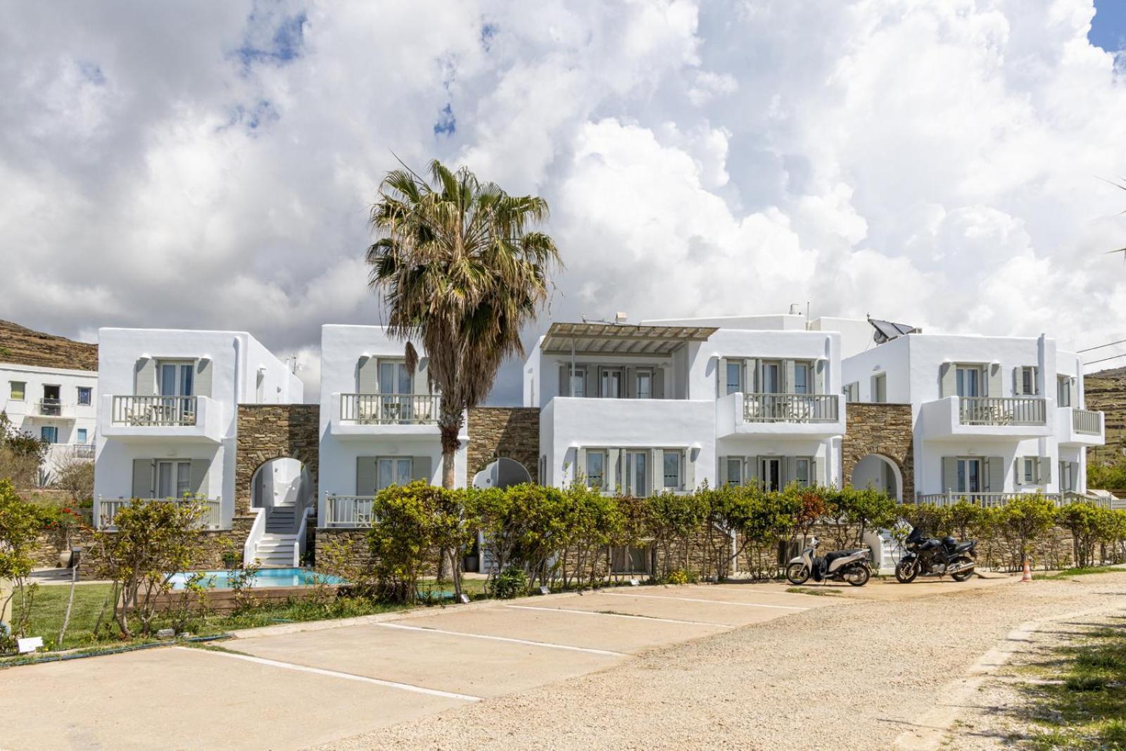 Soulmate'S Suites Tinos キオニア エクステリア 写真